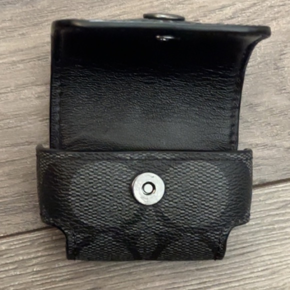Coach AirPod Case - Picture 4 of 4